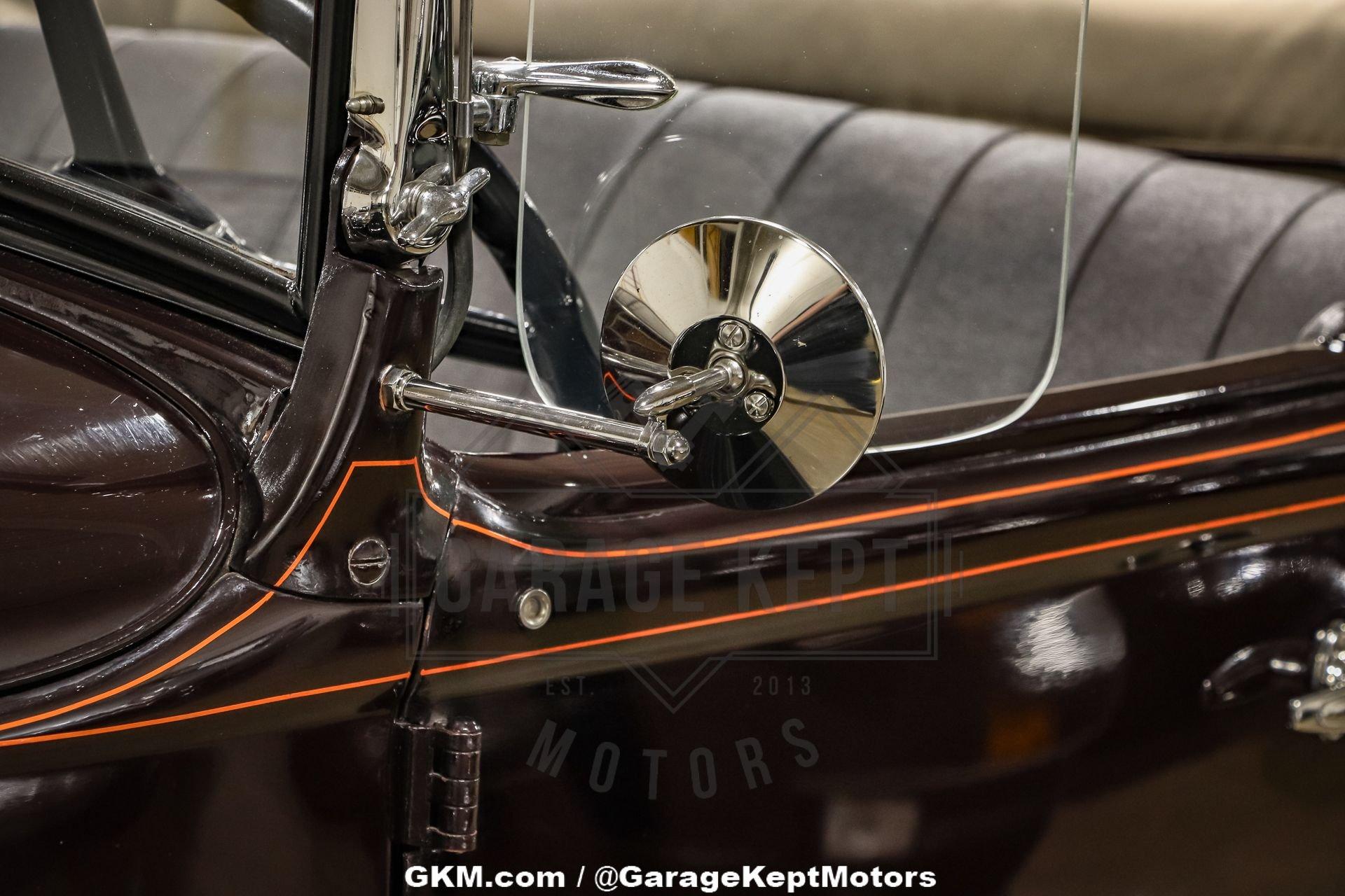Unknown-Model-a-1930-Thorn-Brown-Black-5