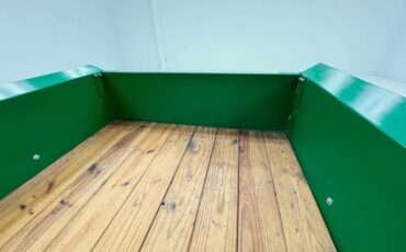 Unknown-Model-a-1931-Apple-Green-Dark-Green-19