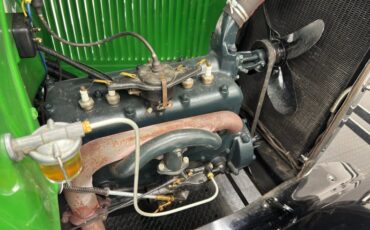 Unknown-Model-a-1931-Apple-Green-Dark-Green-25
