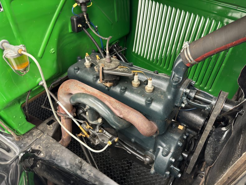 Unknown-Model-a-1931-Apple-Green-Dark-Green-26
