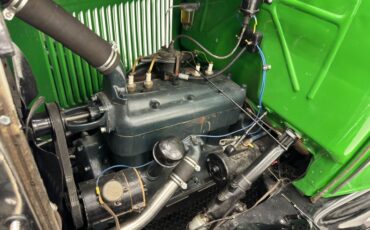 Unknown-Model-a-1931-Apple-Green-Dark-Green-27