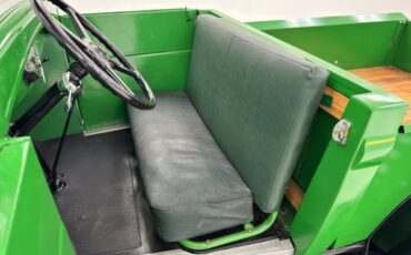 Unknown-Model-a-1931-Apple-Green-Dark-Green-34