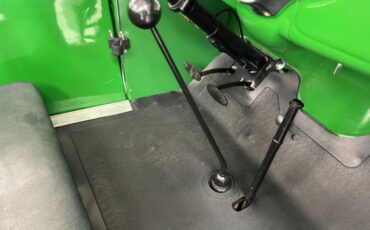 Unknown-Model-a-1931-Apple-Green-Dark-Green-42
