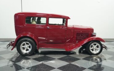 Unknown-Model-a-1931-Cabernet-Red-Tan-12