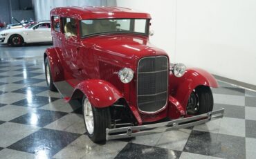 Unknown-Model-a-1931-Cabernet-Red-Tan-14
