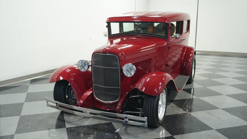 Unknown-Model-a-1931-Cabernet-Red-Tan-16