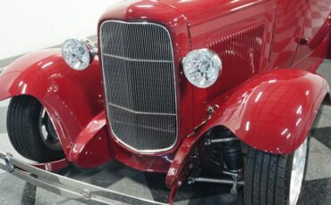 Unknown-Model-a-1931-Cabernet-Red-Tan-17