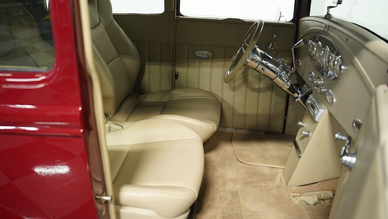 Unknown-Model-a-1931-Cabernet-Red-Tan-21