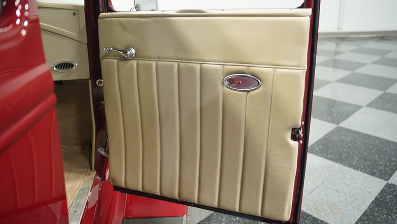 Unknown-Model-a-1931-Cabernet-Red-Tan-22