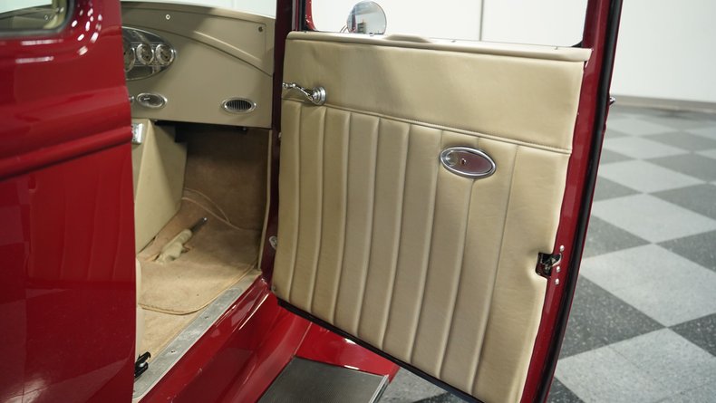 Unknown-Model-a-1931-Cabernet-Red-Tan-23