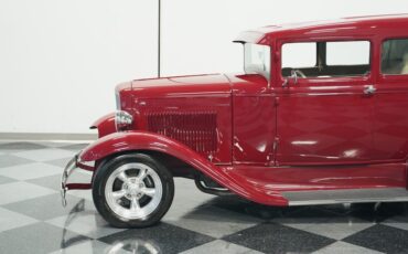 Unknown-Model-a-1931-Cabernet-Red-Tan-32