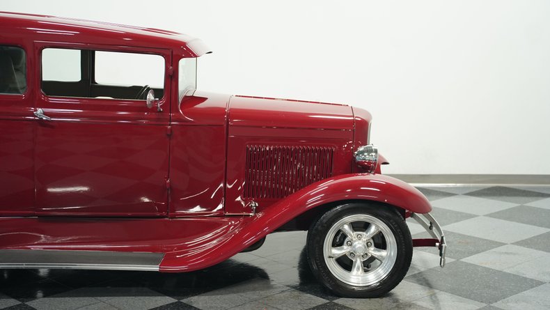 Unknown-Model-a-1931-Cabernet-Red-Tan-38