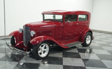 Unknown-Model-a-1931-Cabernet-Red-Tan-7