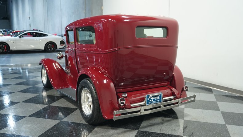 Unknown-Model-a-1931-Cabernet-Red-Tan-9