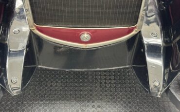 Unknown-Model-a-1931-Ford-Maroon-Tan-10