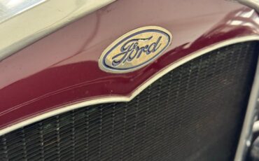 Unknown-Model-a-1931-Ford-Maroon-Tan-11