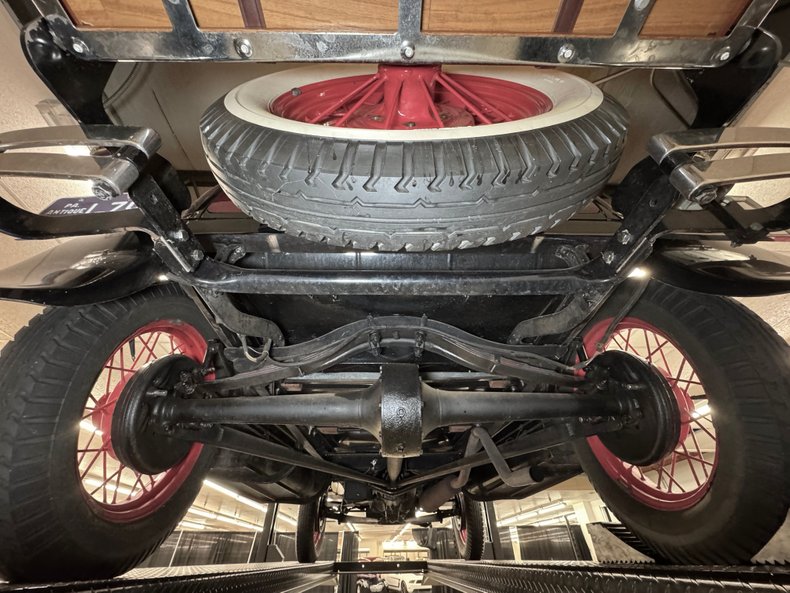 Unknown-Model-a-1931-Ford-Maroon-Tan-20