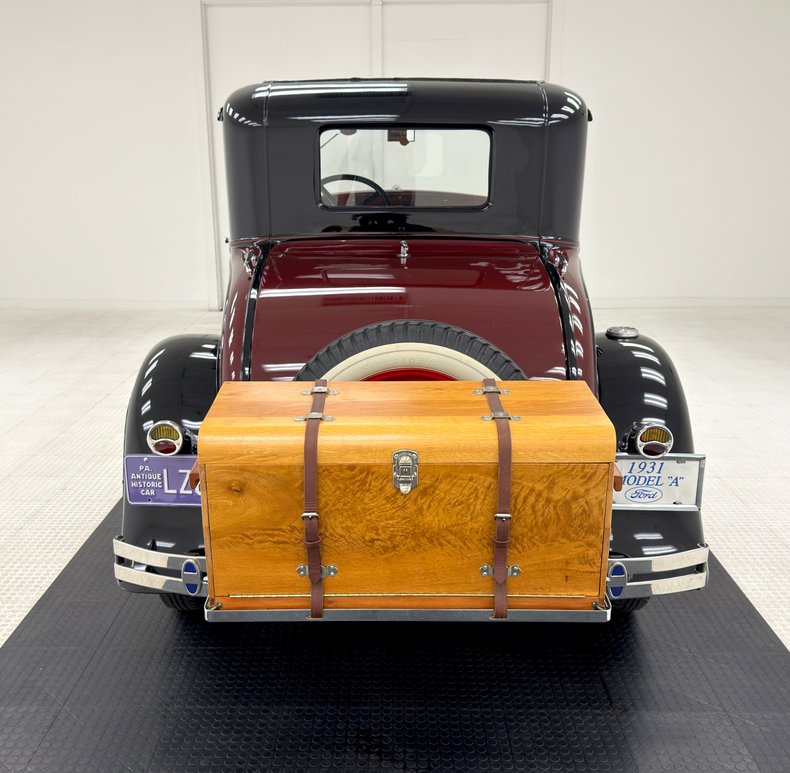 Unknown-Model-a-1931-Ford-Maroon-Tan-3