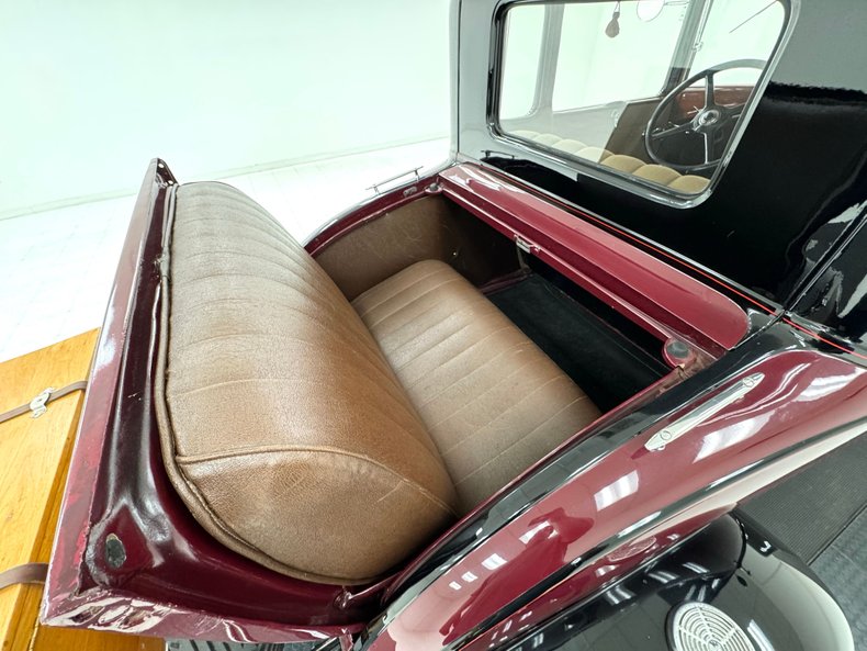 Unknown-Model-a-1931-Ford-Maroon-Tan-42