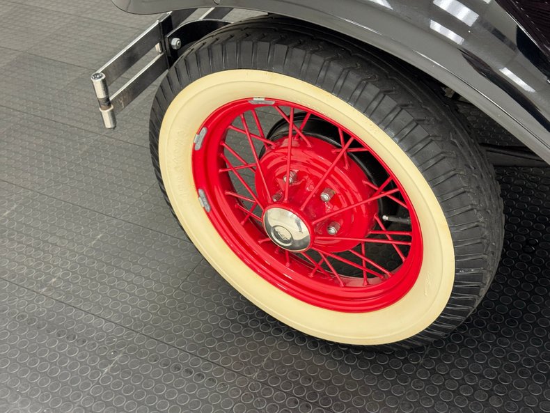 Unknown-Model-a-1931-Ford-Maroon-Tan-6