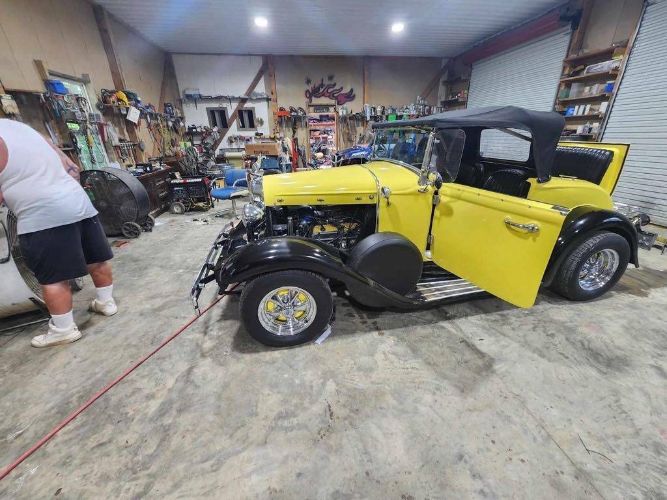 Unknown-Model-a-1931-Yellow-5