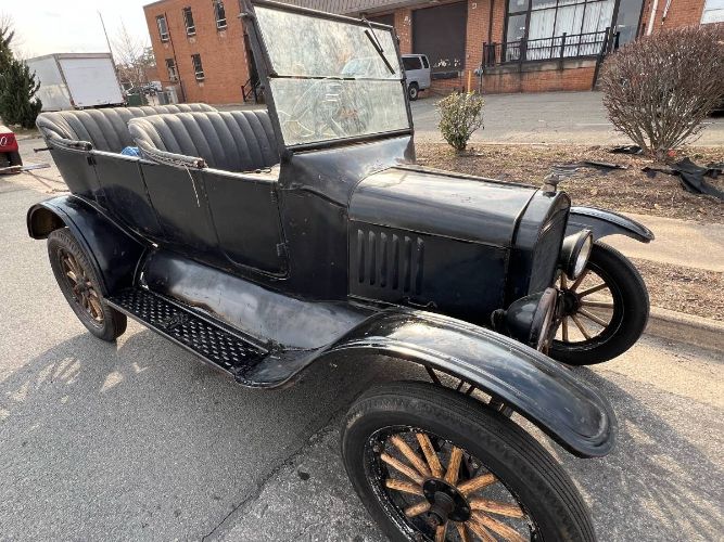 Unknown-Model-t-1923-Black-4