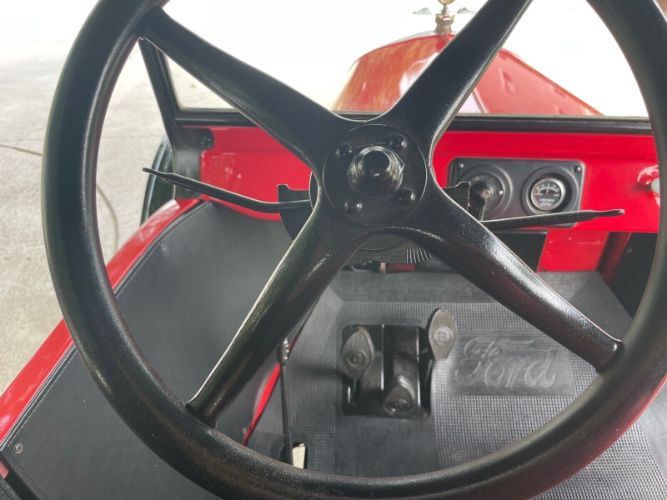 Unknown-Model-t-1924-Red-12