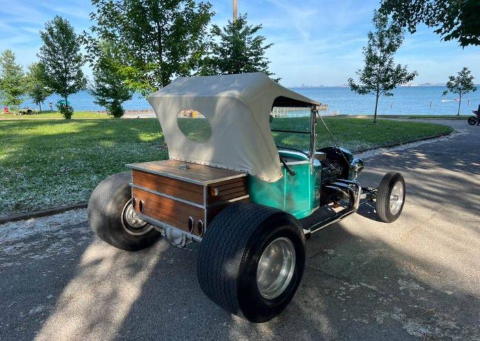 Unknown-Model-t-1927-Green-Gray-6