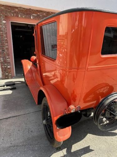 Unknown-Model-t-1927-Orange-Tan