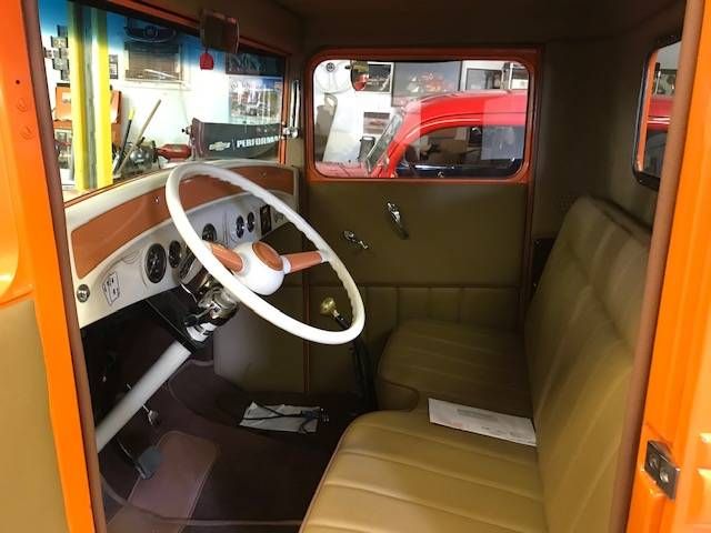 Unknown-Model-t-1932-Orange-Green-3