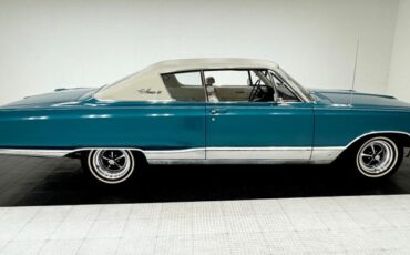 Unknown-Monaco-1968-Medium-Dark-Turquois-White-2