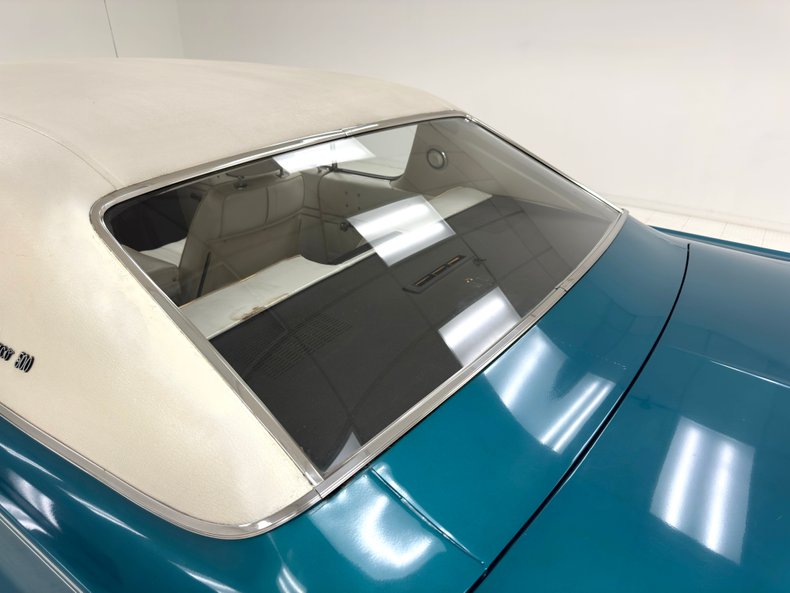 Unknown-Monaco-1968-Medium-Dark-Turquois-White-26