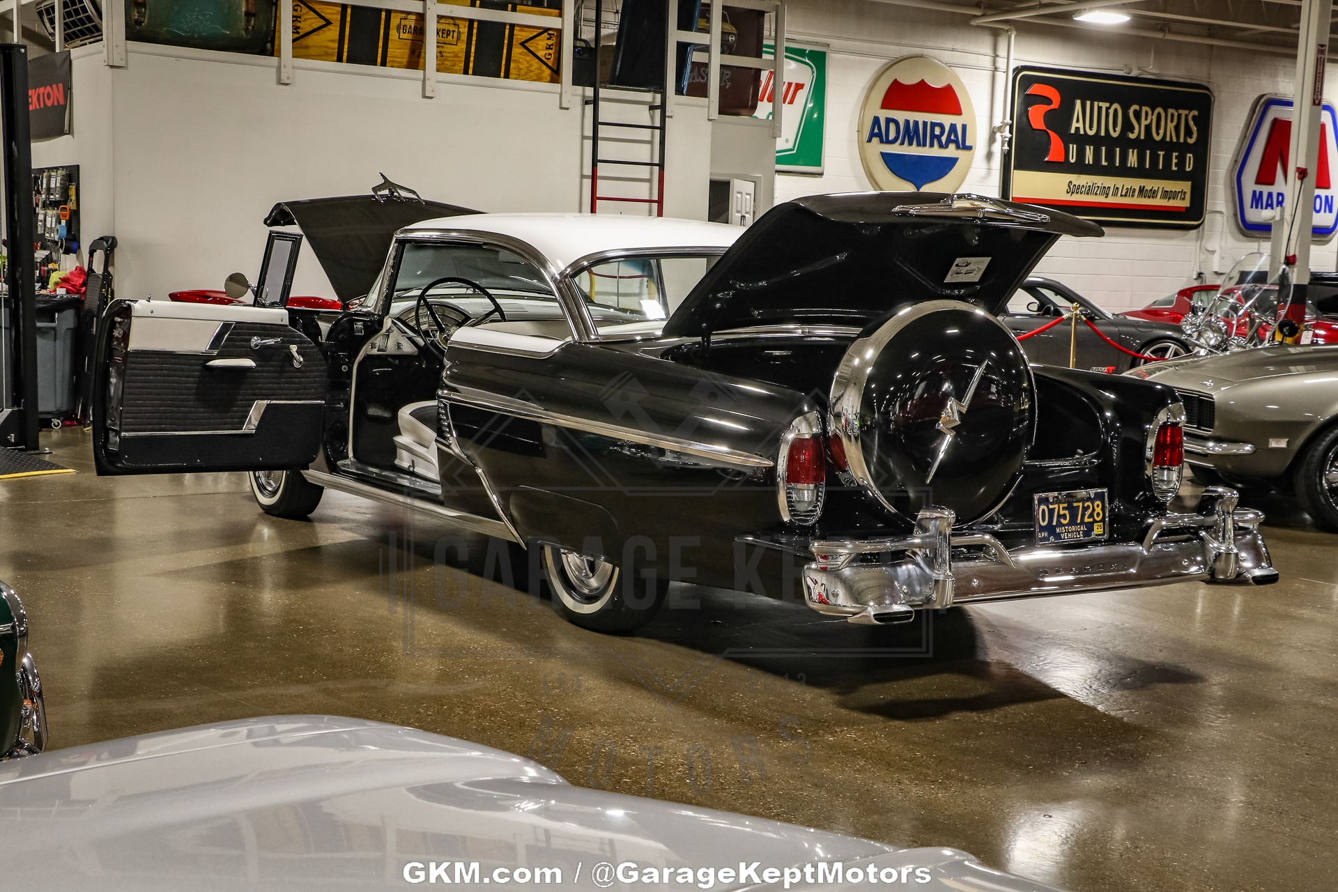 Unknown-Montclair-1956-Black-Black-13