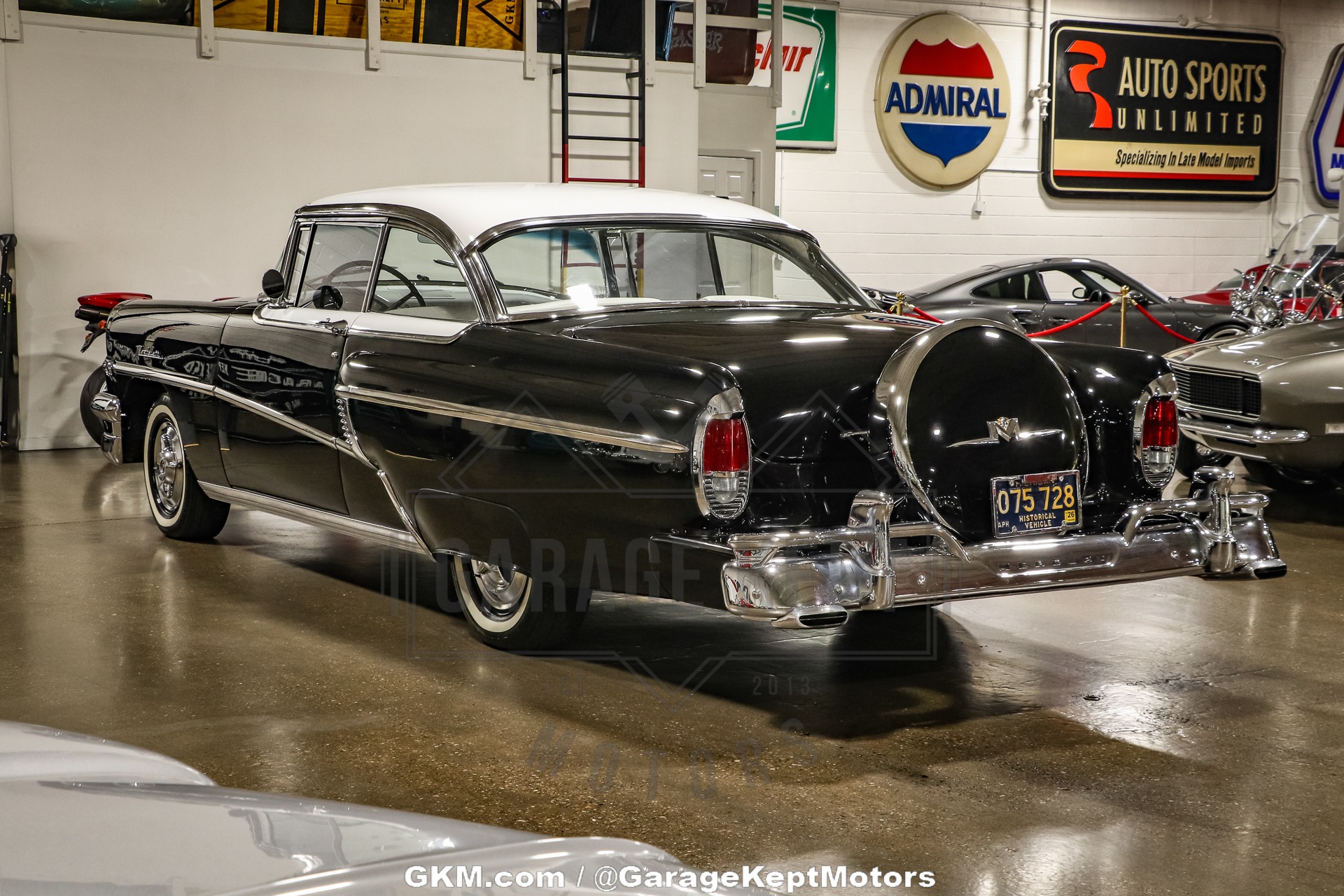 Unknown-Montclair-1956-Black-Black-22