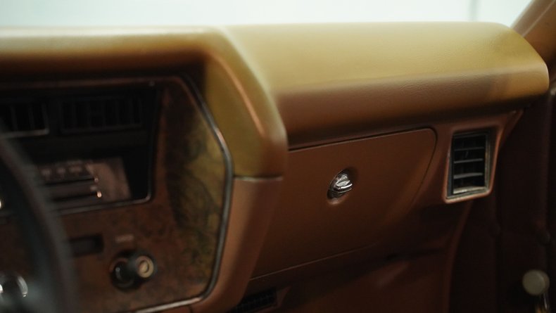 Unknown-Monte-carlo-1972-Mohave-Gold-Dark-Saddle-44