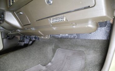 Unknown-Monte-carlo-1973-Dark-Green-Gold-Meta-Light-Neutral-41