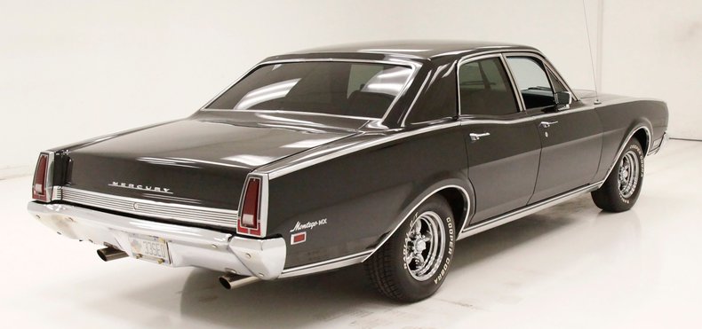 Unknown-Montego-1969-Black-Aqua-13