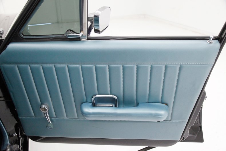Unknown-Montego-1969-Black-Aqua-29