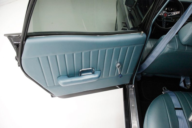 Unknown-Montego-1969-Black-Aqua-34