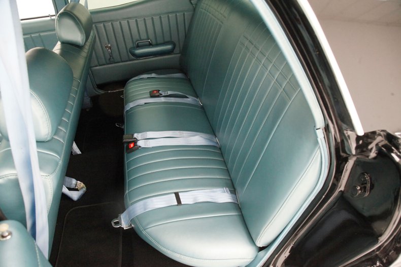 Unknown-Montego-1969-Black-Aqua-36