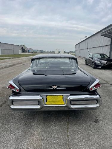 Unknown-Monterey-1957-Black-12