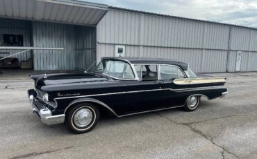 Unknown-Monterey-1957-Black-14