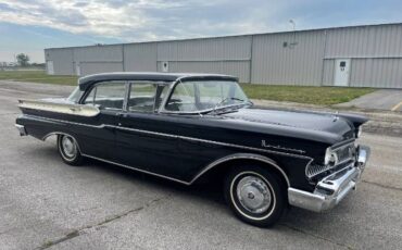 Unknown-Monterey-1957-Black-15