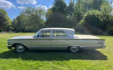 Unknown-Monterey-1963-Green-16