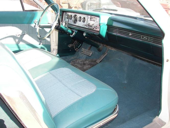 Unknown-Monterey-1965-White-10