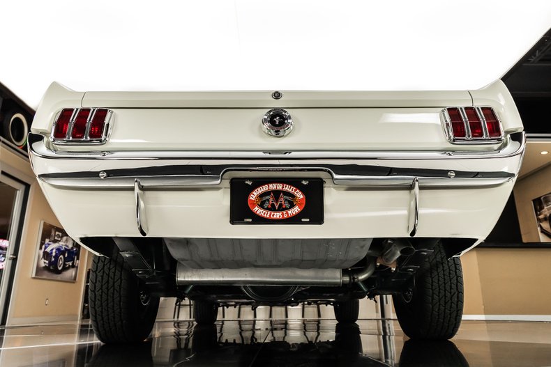 Unknown-Mustang-1964-White-Red-18