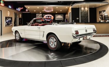 Unknown-Mustang-1964-White-Red-34