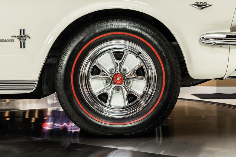Unknown-Mustang-1964-White-Red-48
