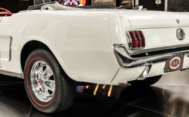 Unknown-Mustang-1964-White-Red-9
