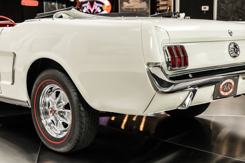 Unknown-Mustang-1964-White-Red-9